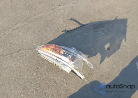 2010 Acura Tsx 2.4 z USA, uszkodzony, nr VIN JH4CU2F67AC021905